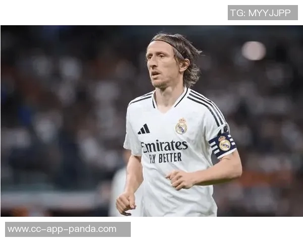 莫德里奇全场表现不佳射门与关键传球均未得分被对手频繁突破评分仅为68 莫德里奇全场表现不佳射门与关键传球均未得分被对手频繁突破评分仅为68